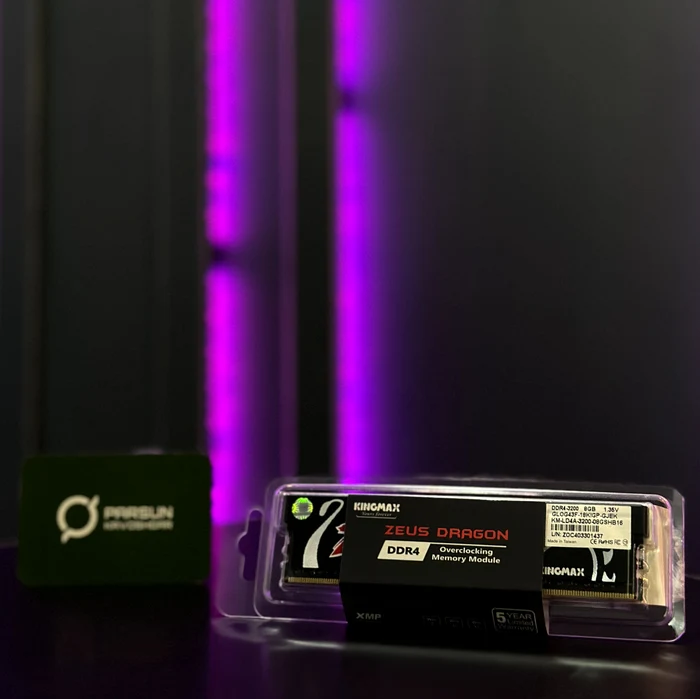 رم 8 گیگ DDR4 3200 کینگ مکس Zeus Dragon