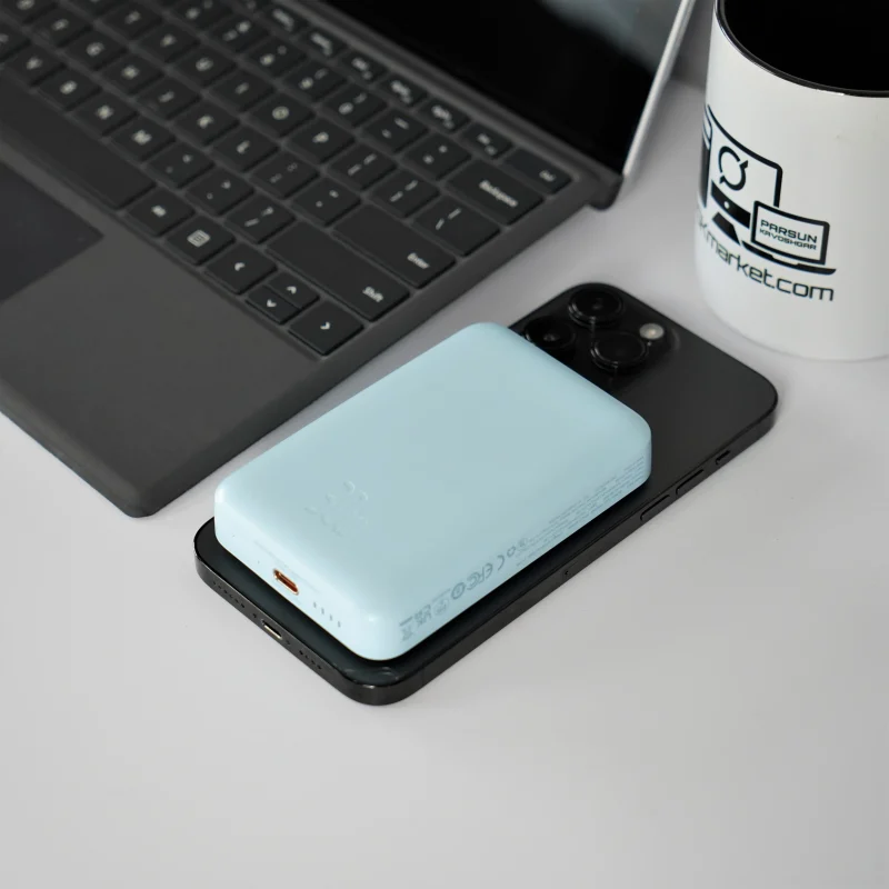 نمای کلی پاوربانک 30 وات بیسوس مدل Magnetic Mini 10000mAh