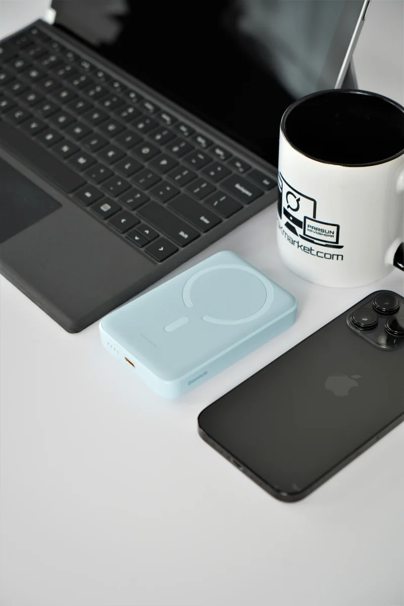 پاوربانک 30 وات بیسوس مدل Magnetic Mini 10000mAh